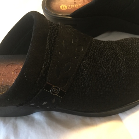 Bzees clogs - Picture 3 of 5